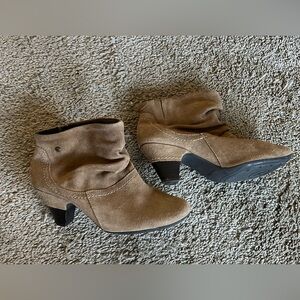 Tan suede Pikolinos booties, size 8 / 38